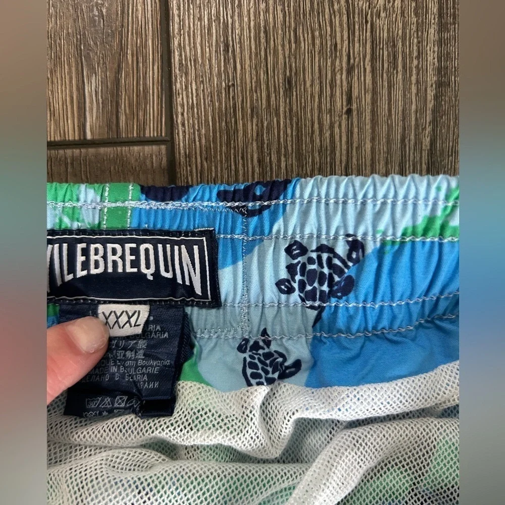 Vilebrequin questions leave